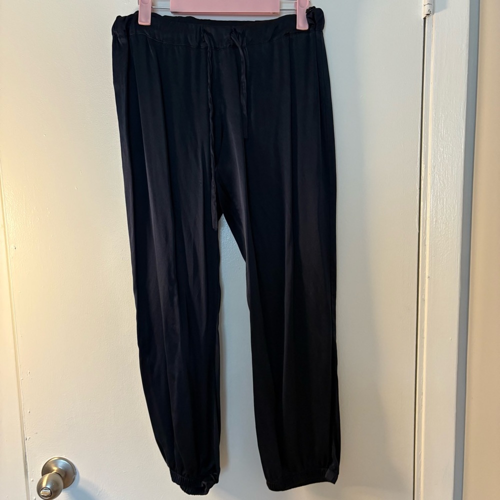 Maggie Ward silk Drawstring jogger pants navy size medium